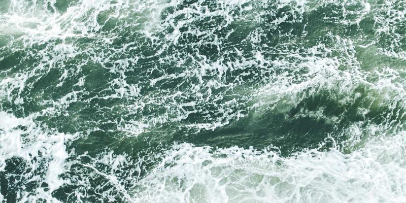 94漫画如何打造沉浸式动漫社区？弹幕、评论圈与读者共创的社交阅读革命