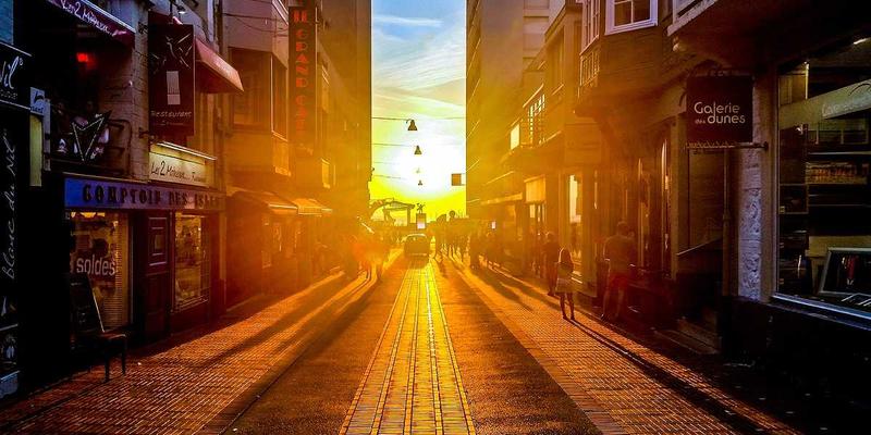 Z世代漫画用户消费心理与内容偏好研究：从动漫讨论到94漫画社区的深度洞察